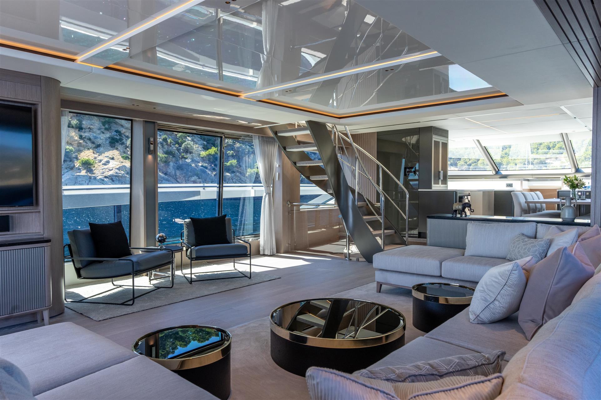 90 Ocean Enclosed