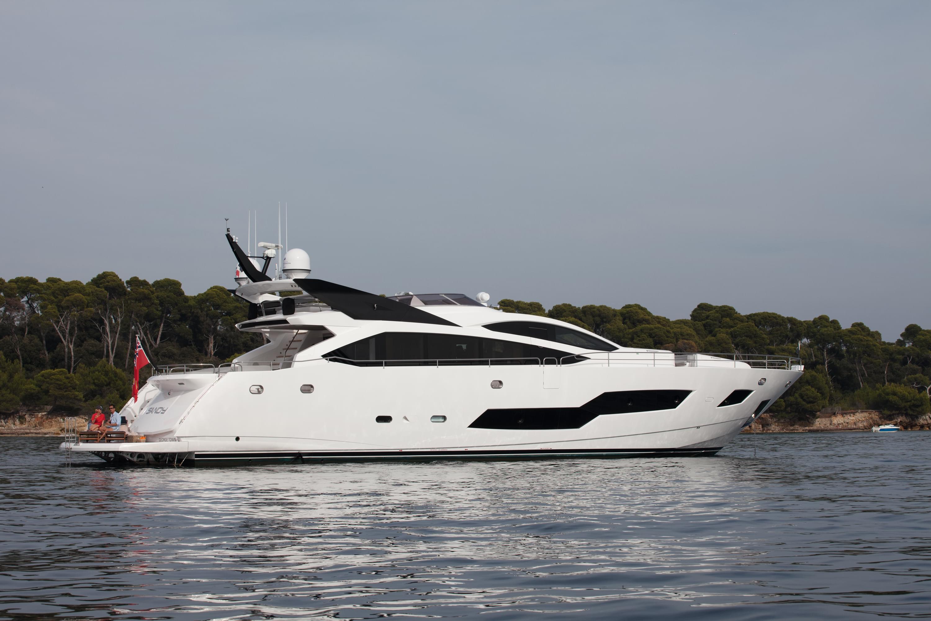 101 SPORT YACHT