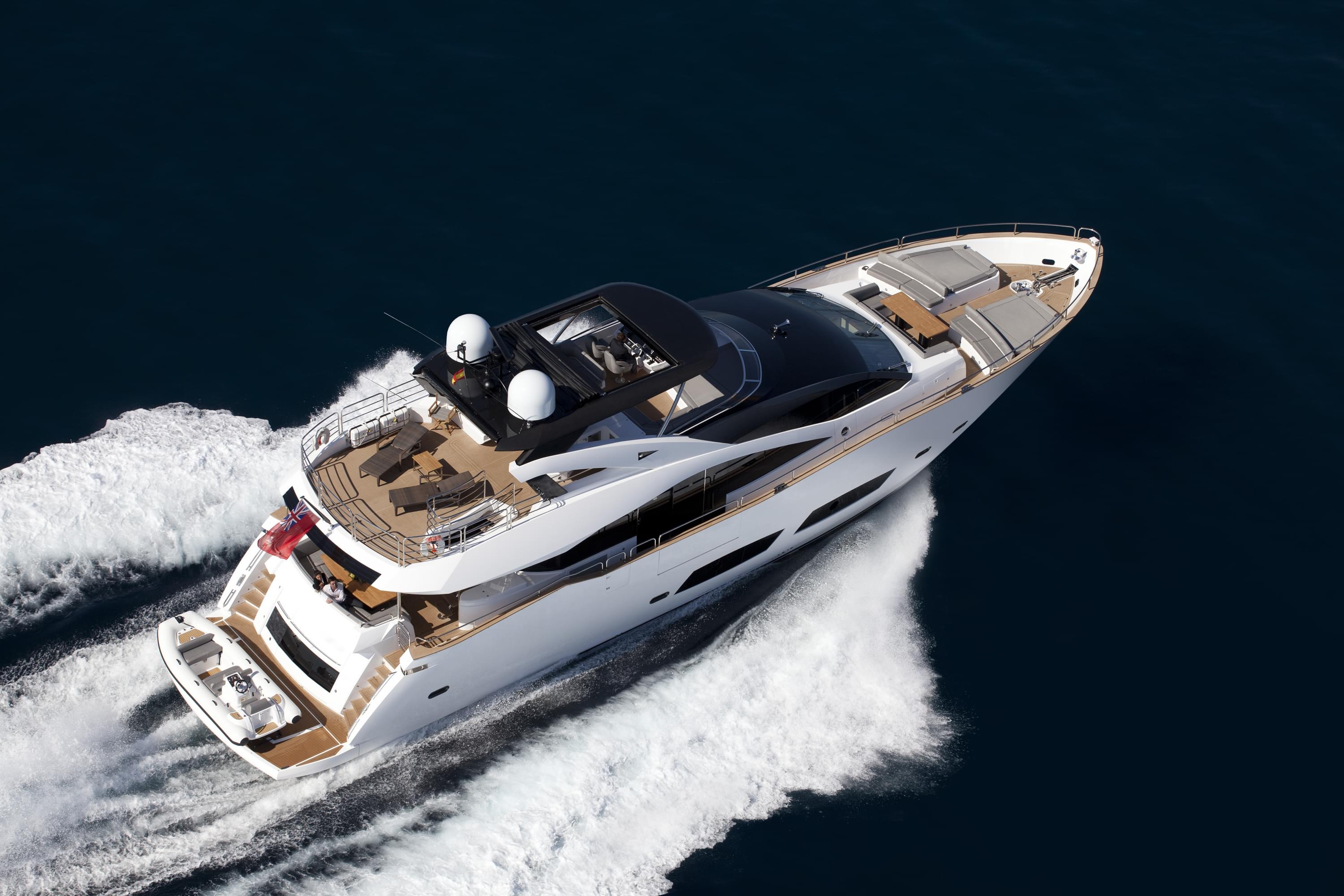 28M YACHT