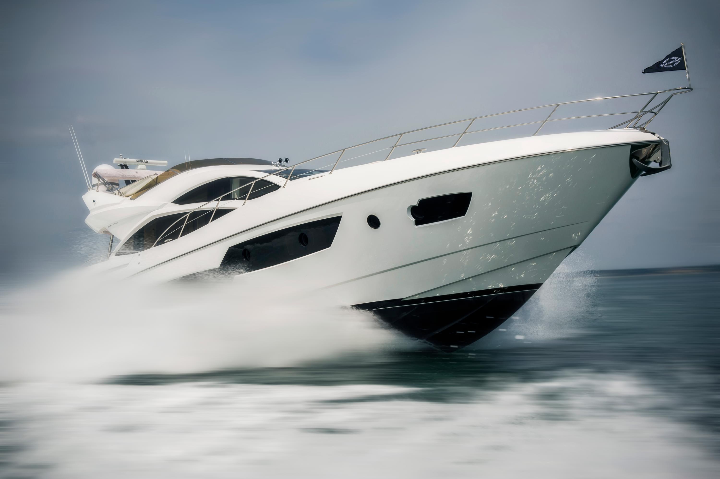 80 SPORT YACHT