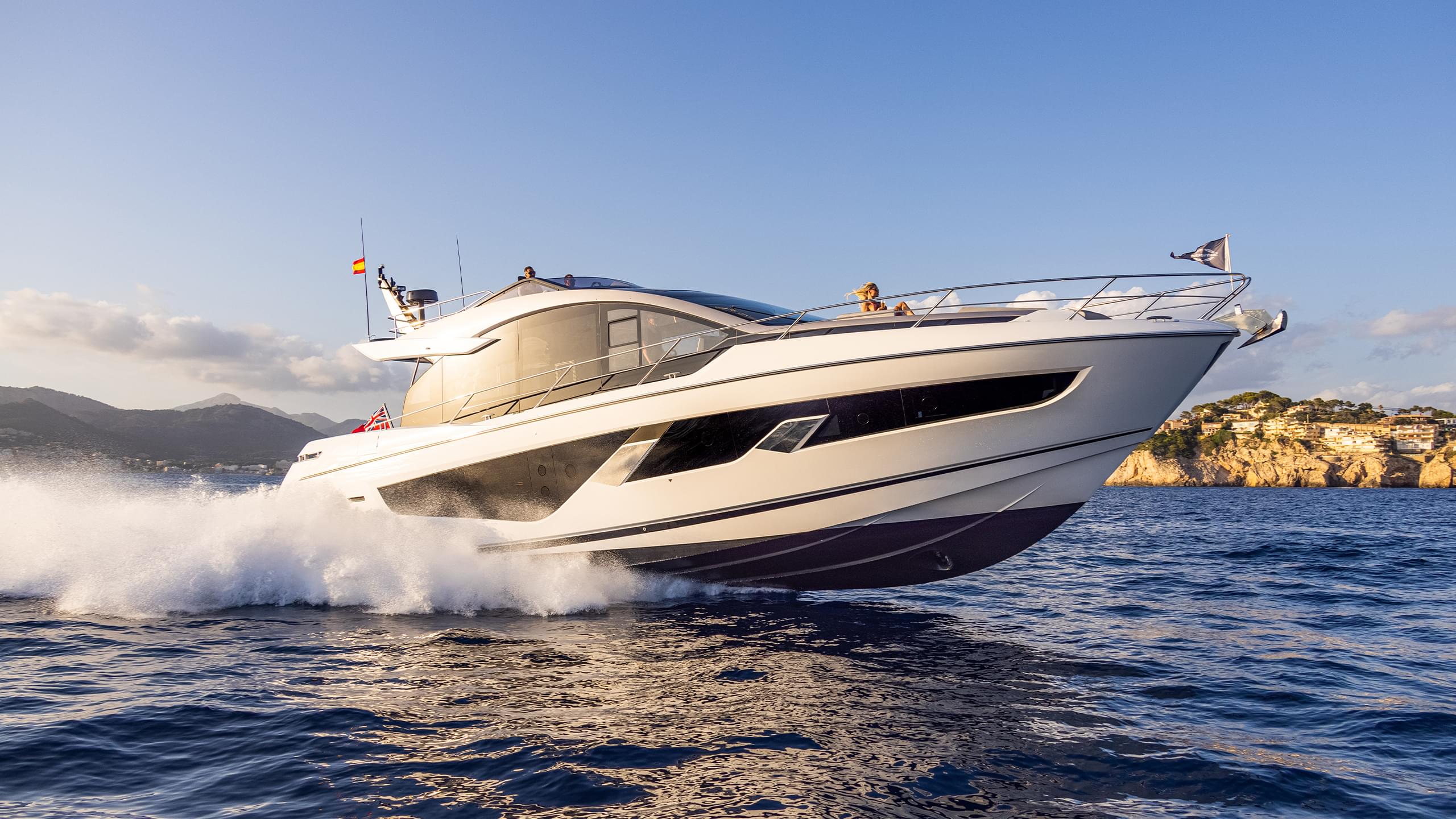 65 Sport Yacht