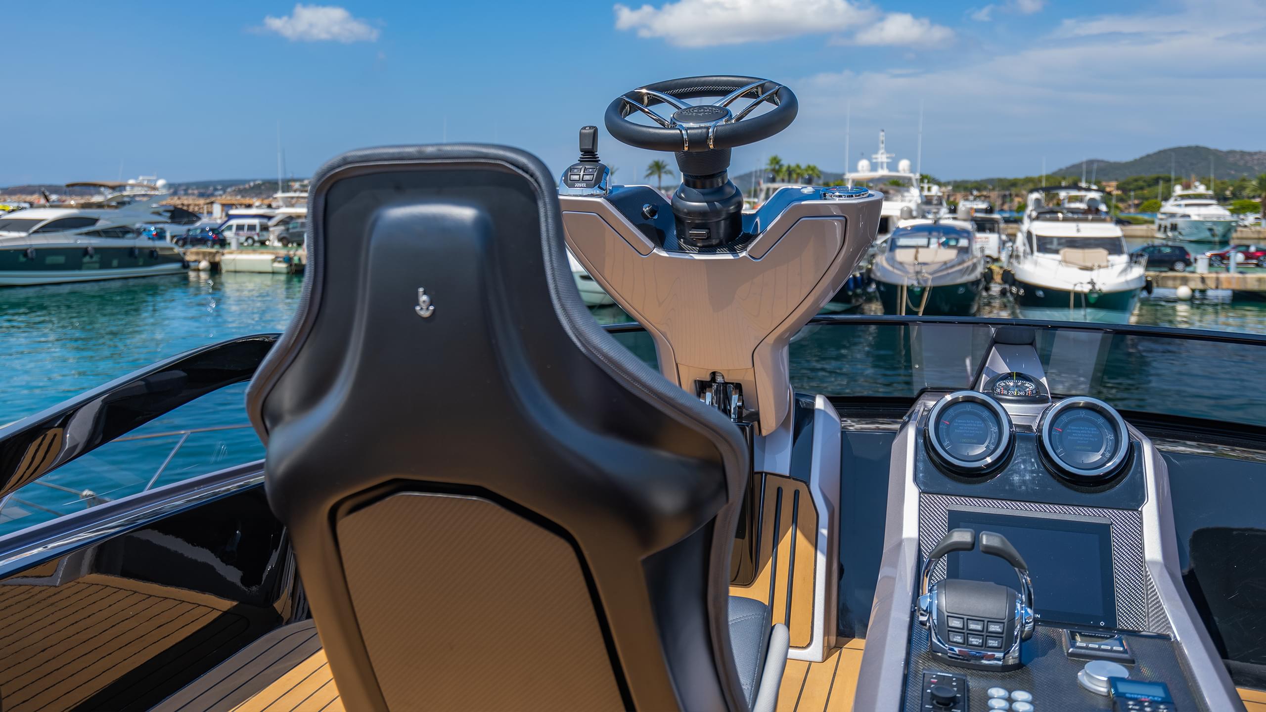 65 Sport Yacht
