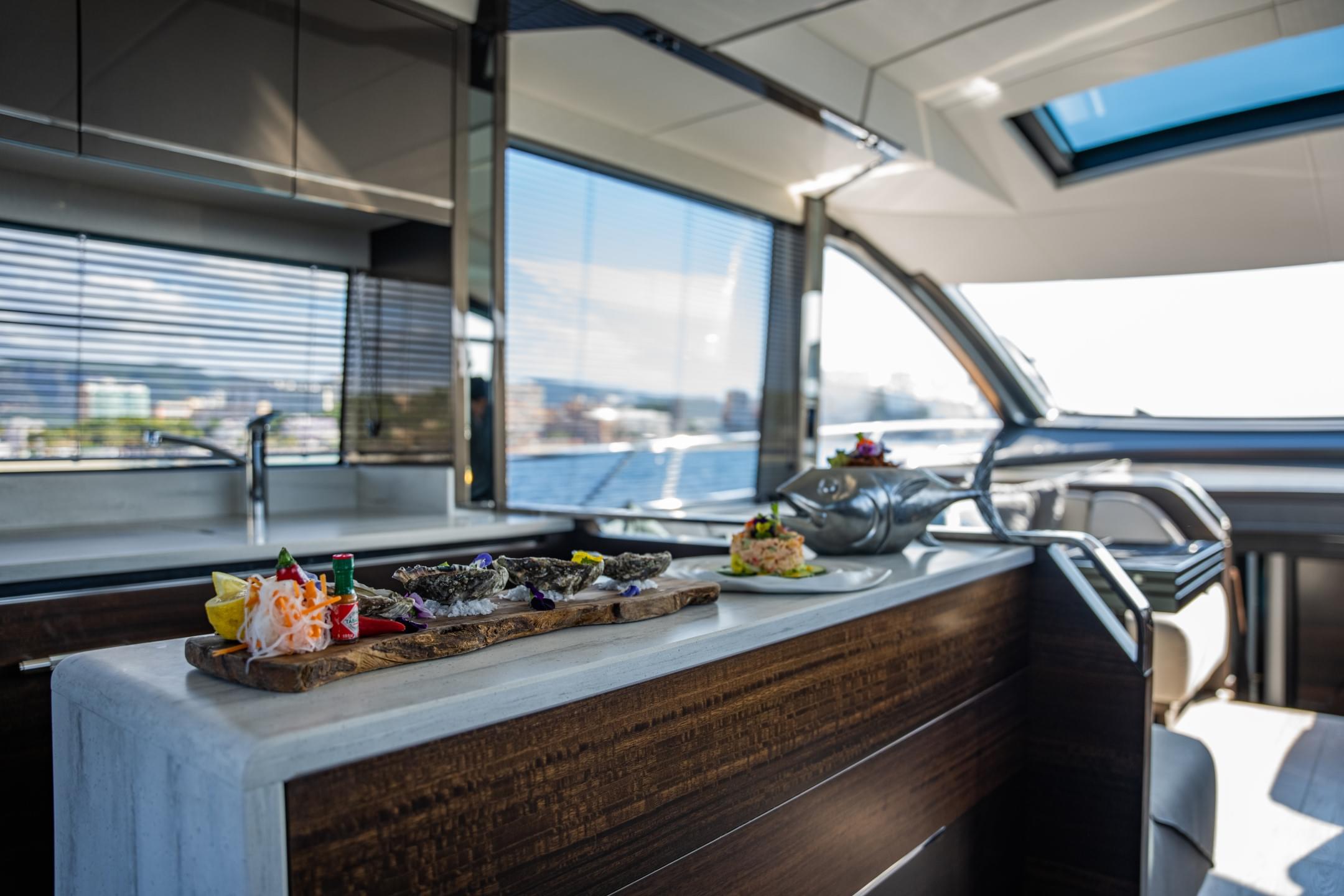 65 Sport Yacht