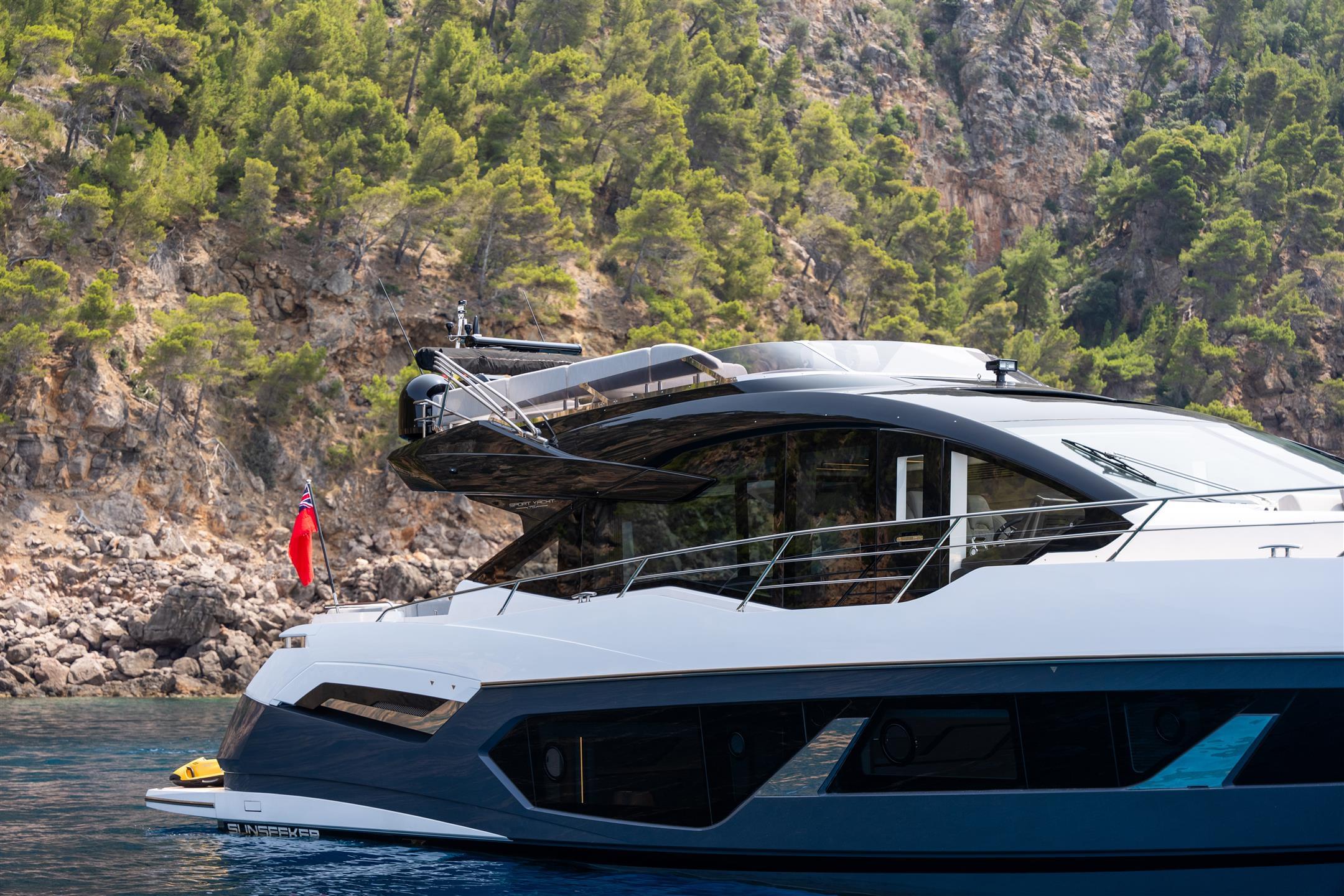 75 Sport Yacht