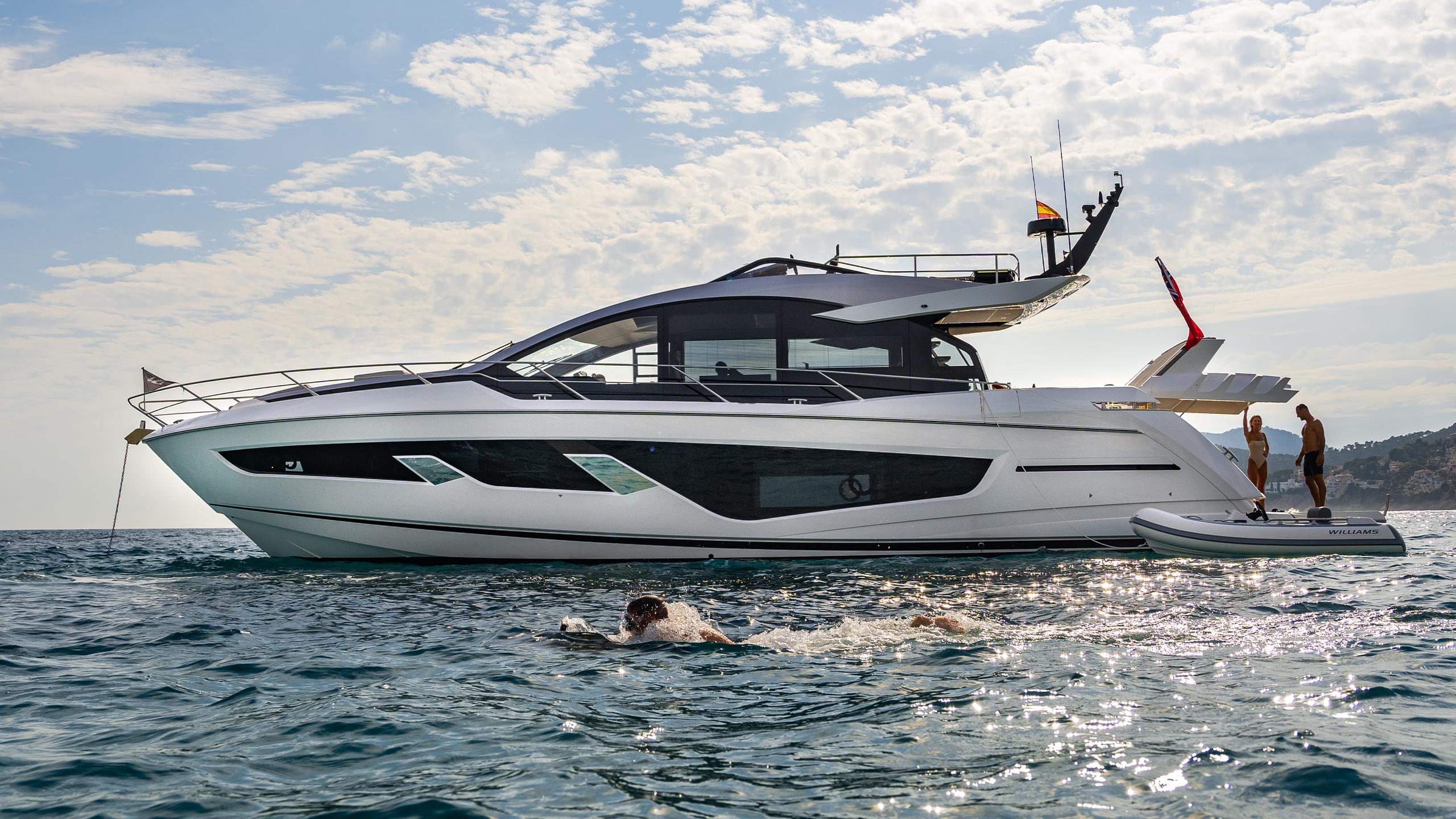 65 Sport Yacht
