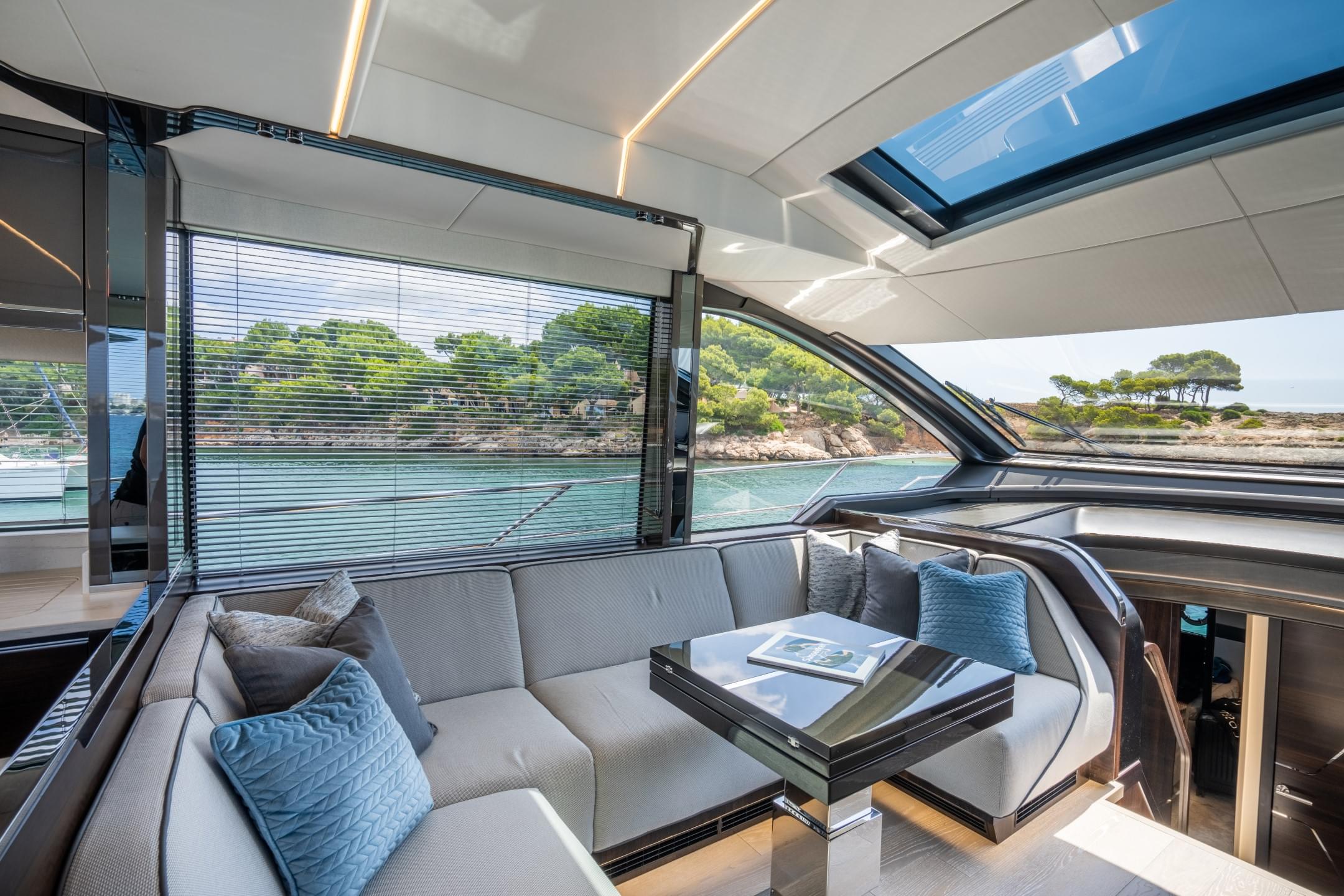 65 Sport Yacht