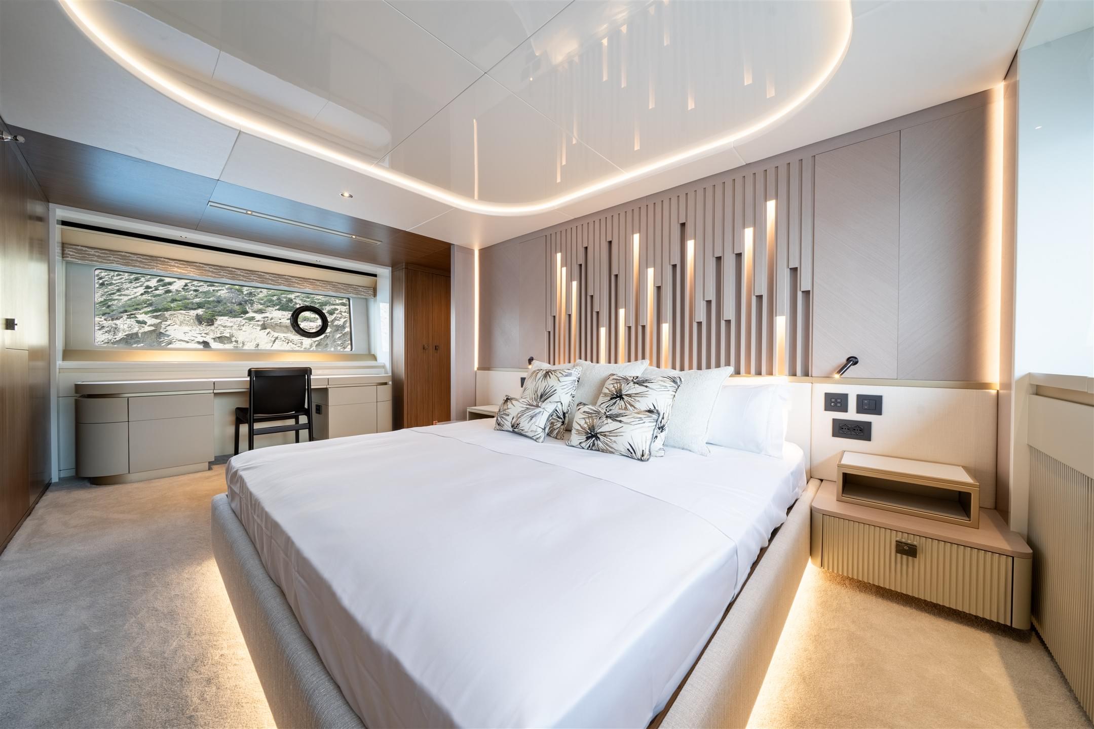 82 OCEAN