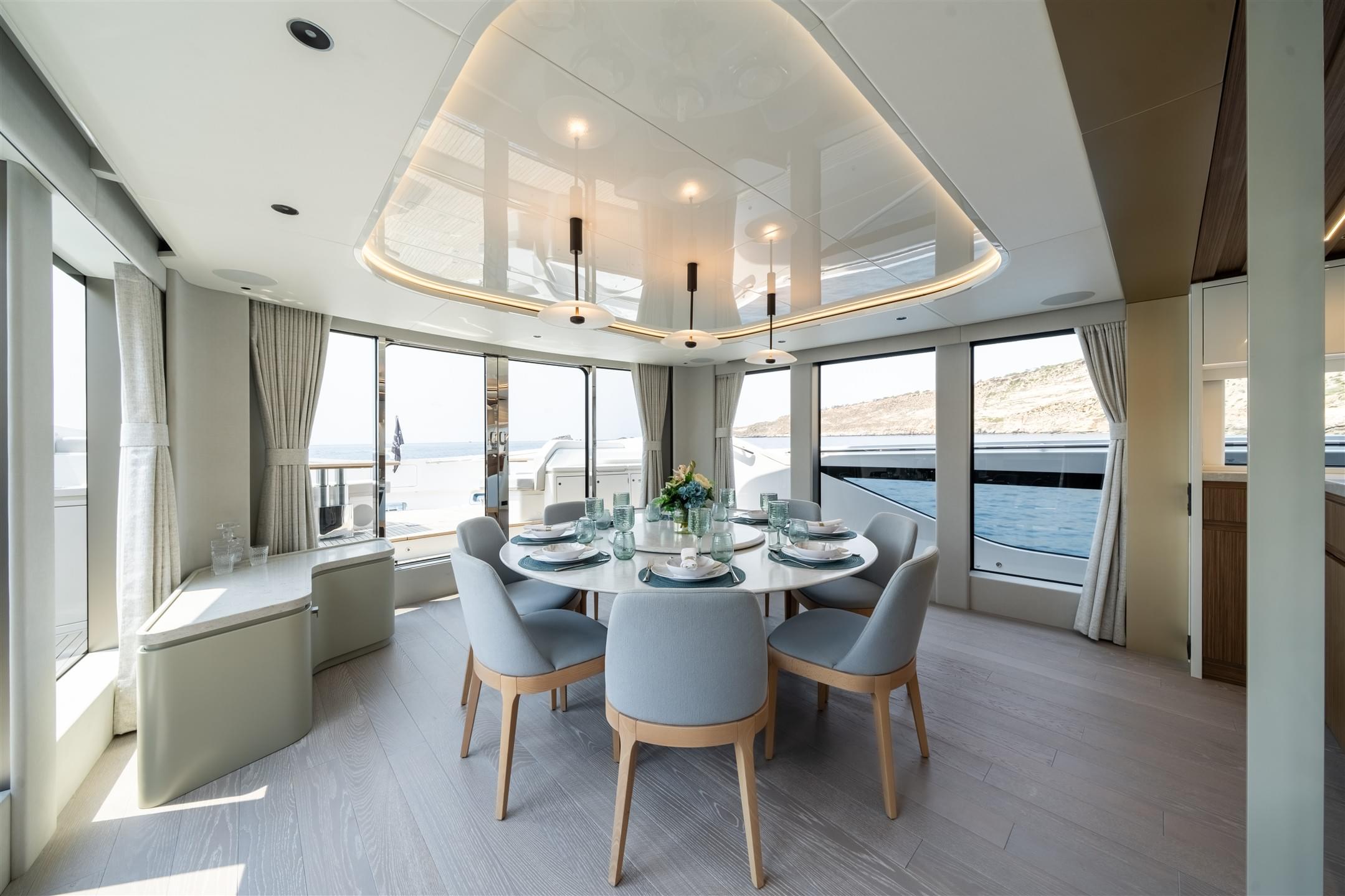 82 OCEAN