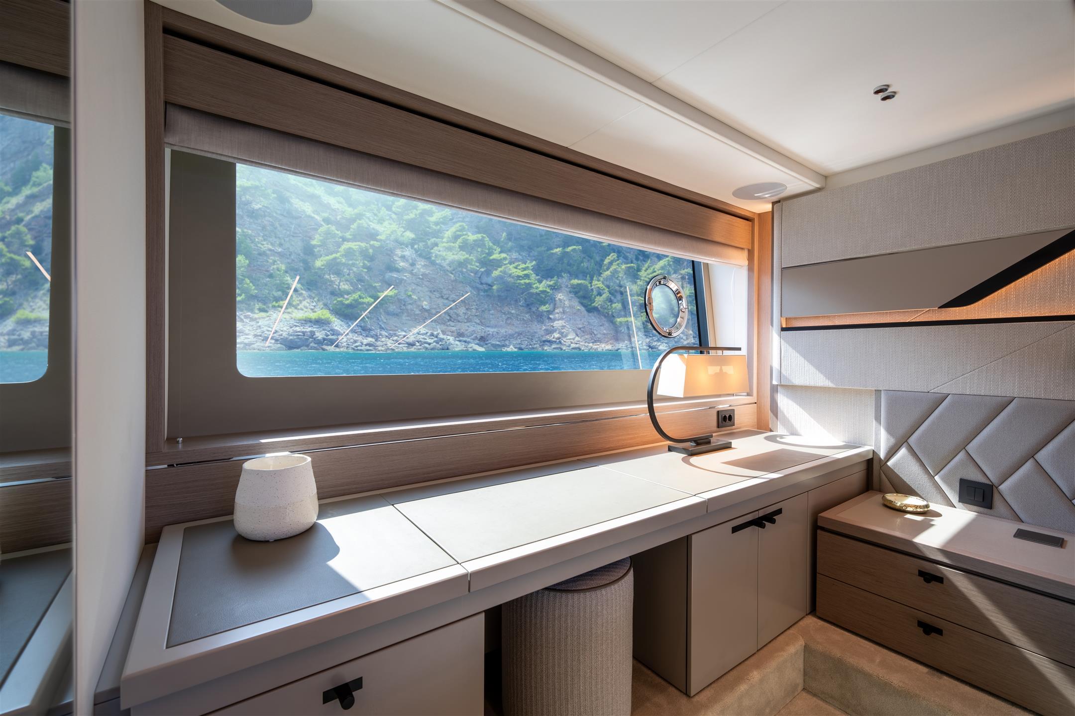 75 Sport Yacht