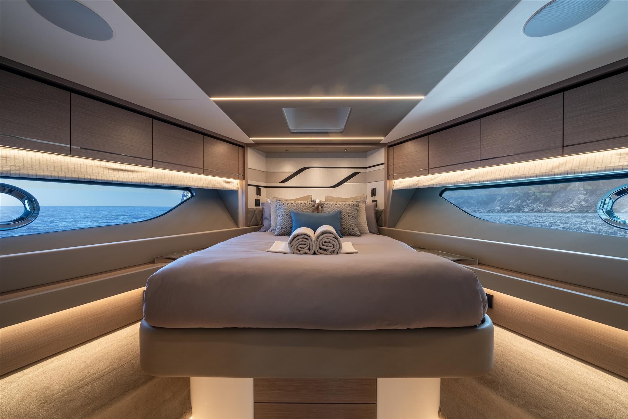 75 Sport Yacht