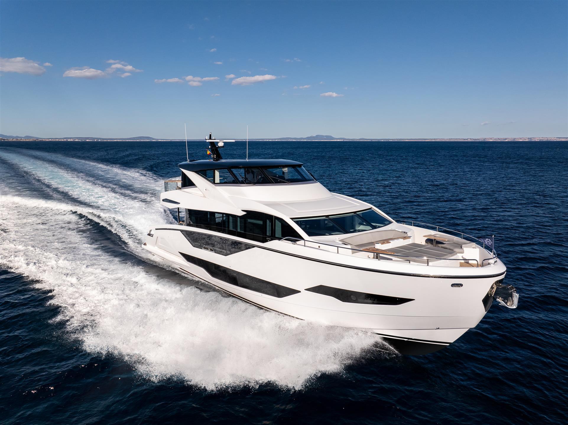 90 Ocean Enclosed