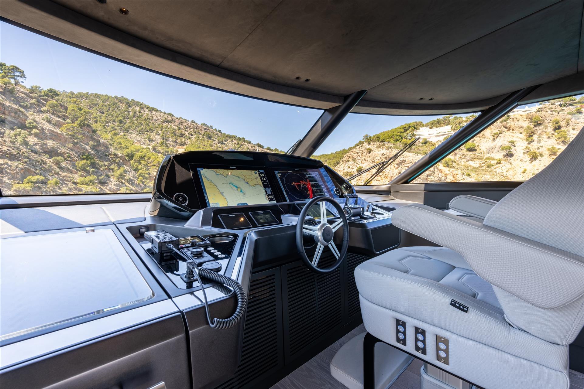 90 Ocean Enclosed