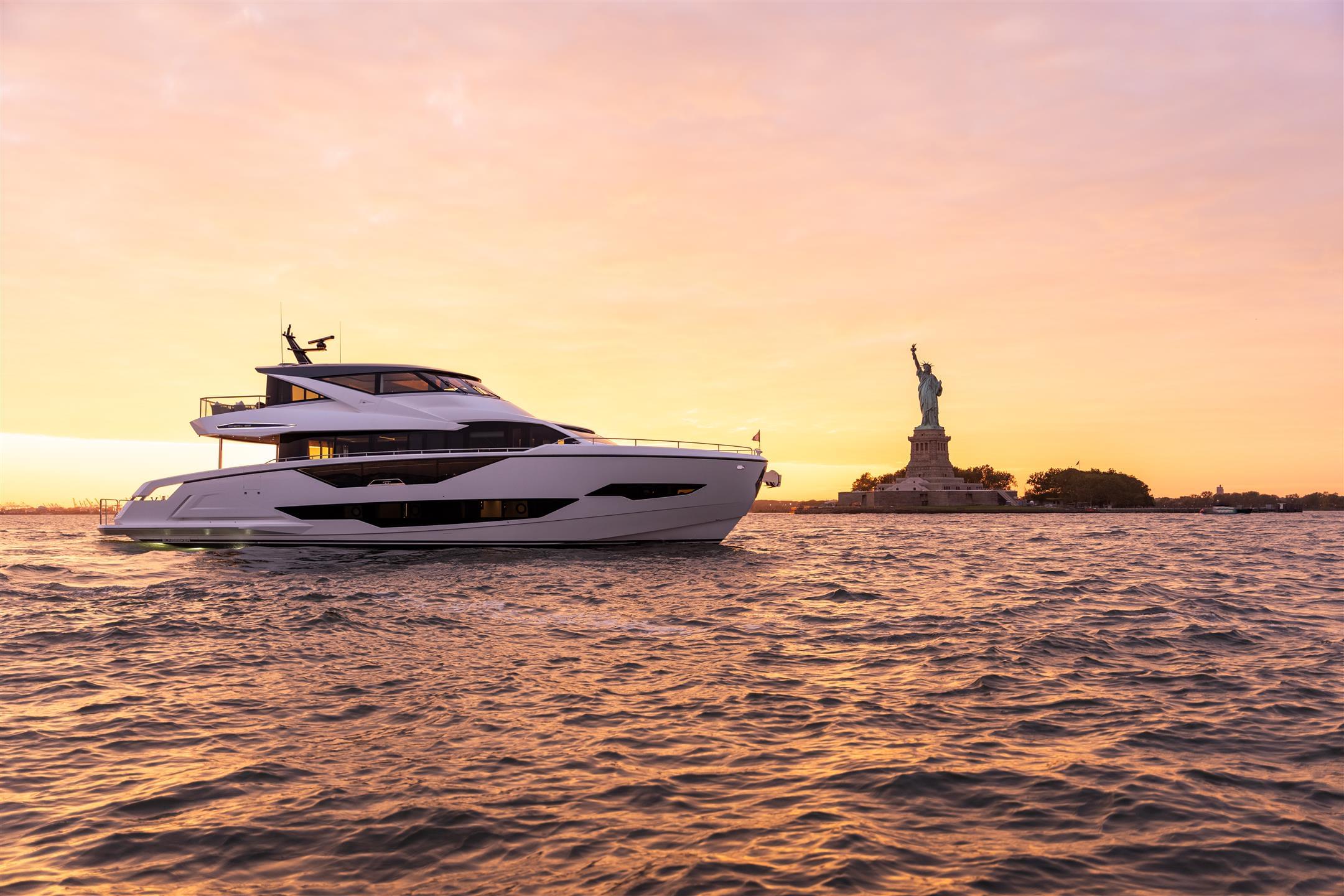 90 Ocean Enclosed