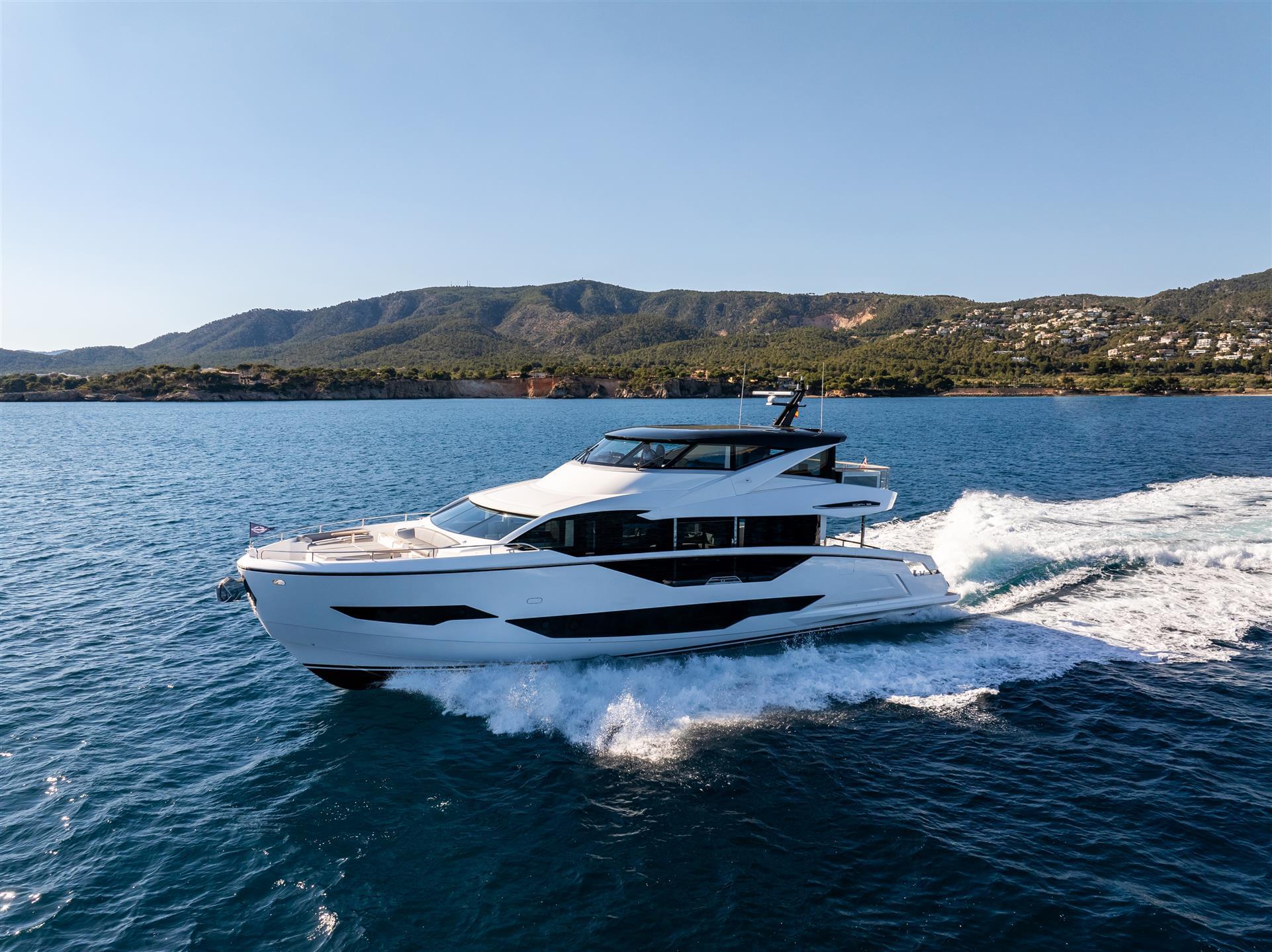 90 Ocean Enclosed