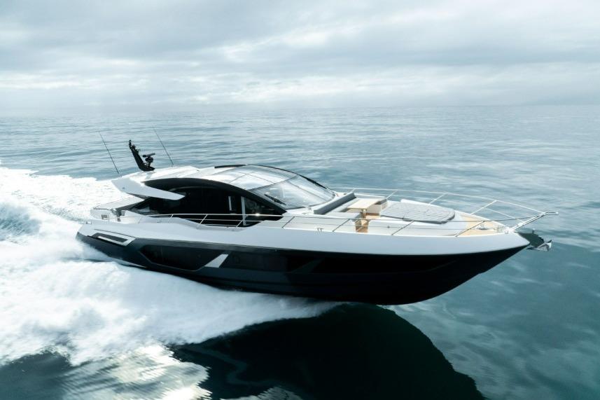 Sunseeker Predator 75